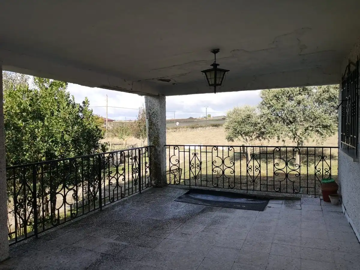 Garden of Houses for sale in Vitigudino  with Heating, Terrace and Storage room