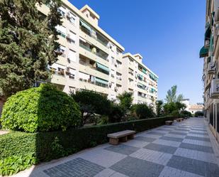 Exterior view of Flat for sale in  Granada Capital  with Air Conditioner