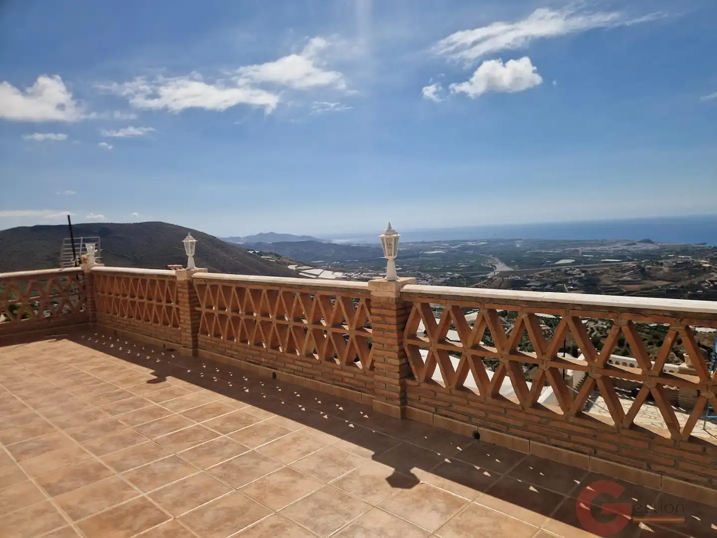Casa rústica con piscina en venta en Molvízar, imagen 2