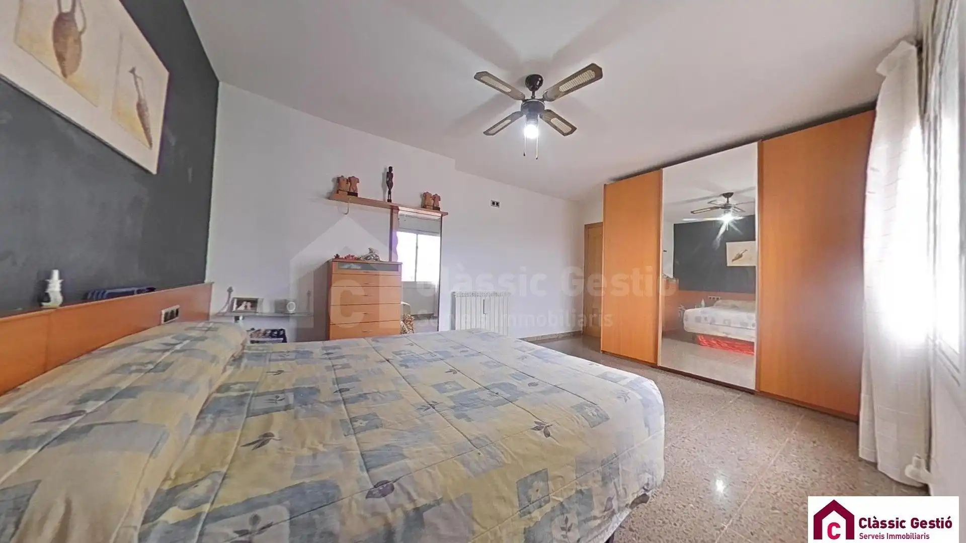 Habitación de Piso en venta en Terrassa con Aire acondicionado y Calefacción