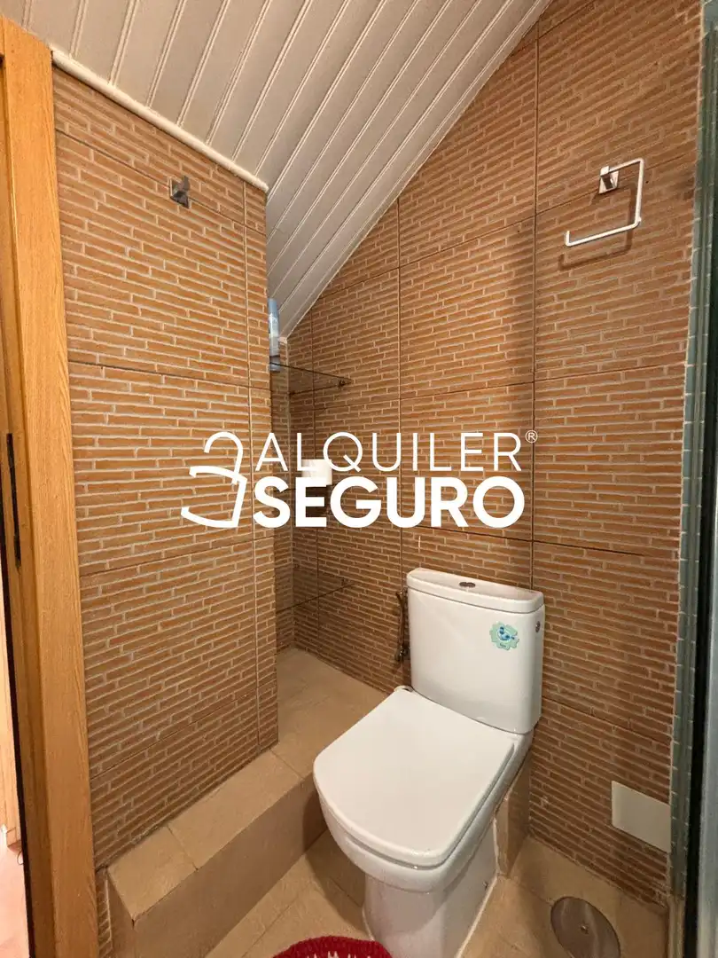 Bany de Casa o xalet de lloguer en Rivas-Vaciamadrid amb Aire condicionat, Calefacció i Terrassa