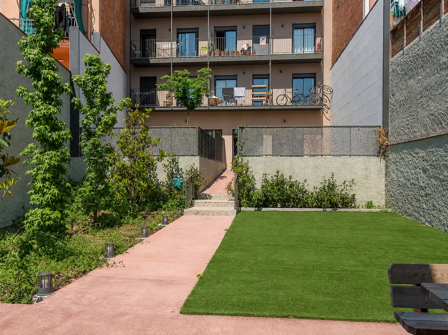 Garden of Flat for sale in Barcelona  with Air Conditioner, Heating and Private garden