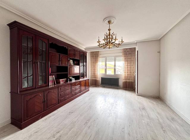 Piso en Venta en  PRADILLOS en Santibáñez de Béjar