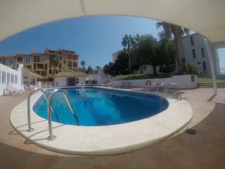 Piscina de Apartament en venda en Altea amb Aire condicionat, Calefacció i Moblat