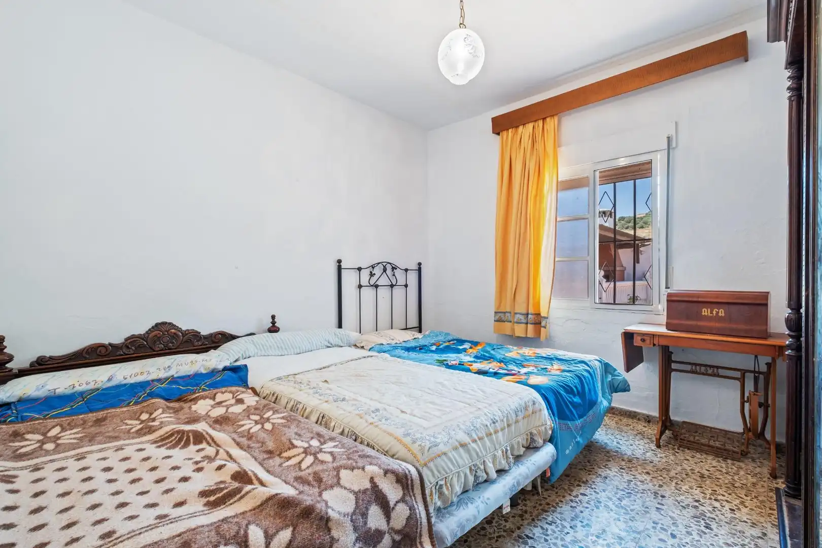 Dormitori de Casa o xalet en venda en Pizarra amb Calefacció, Jardí privat i Terrassa
