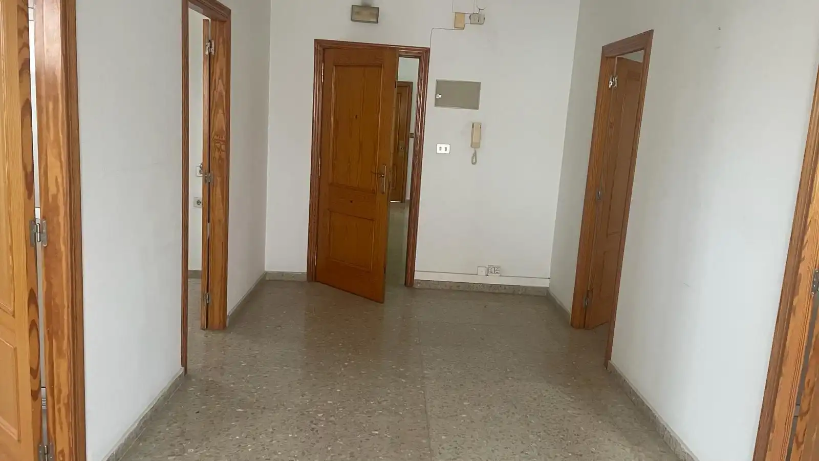 Office space for sale in Calle REINA MARIA CRISTINA, imagen 7
