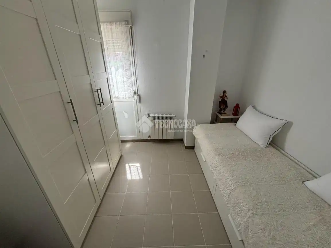 Habitación de Piso en venta en Alcalá de Henares con Aire acondicionado y Calefacción
