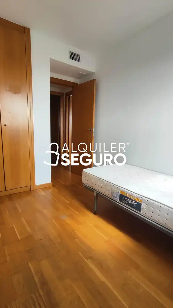 Habitación de Estudio de alquiler en Valencia con Aire acondicionado y Calefacción