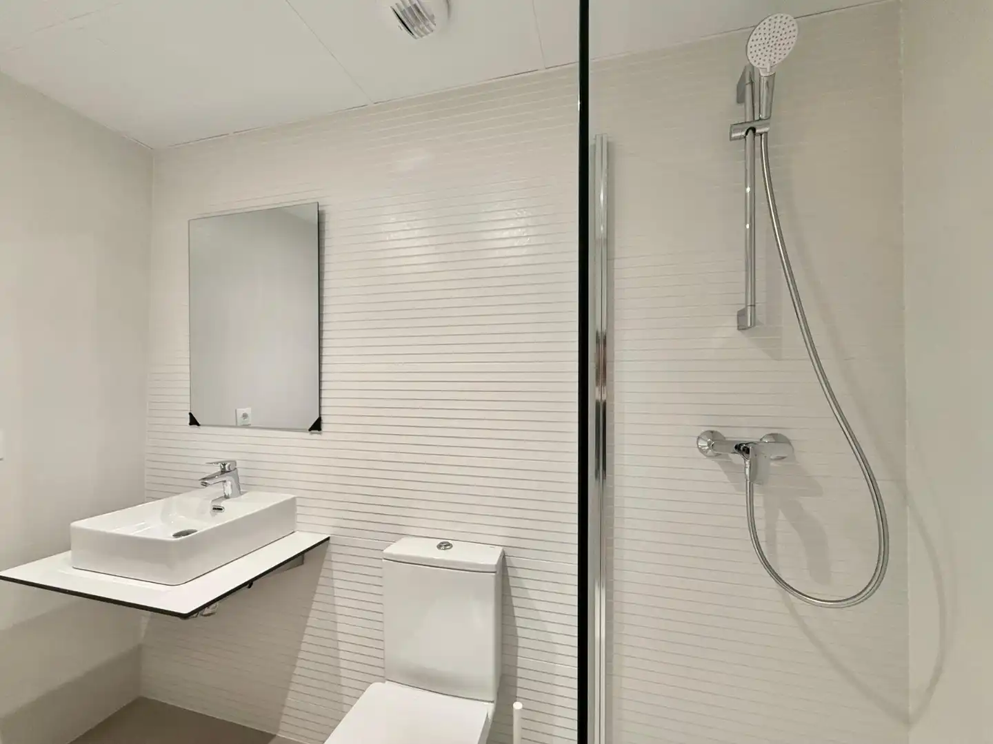 Bany de Apartament de lloguer en Orihuela amb Aire condicionat, Calefacció i Terrassa