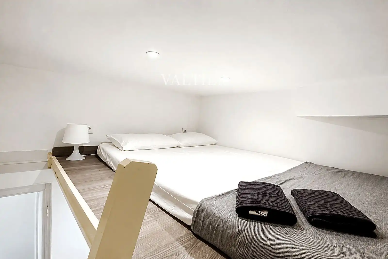 Bedroom of Flat for rent in Madrid  with Furnished