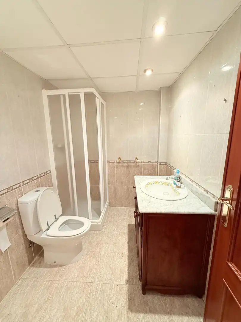 Baño de Piso en venta en Valencia con Parquet y Terraza