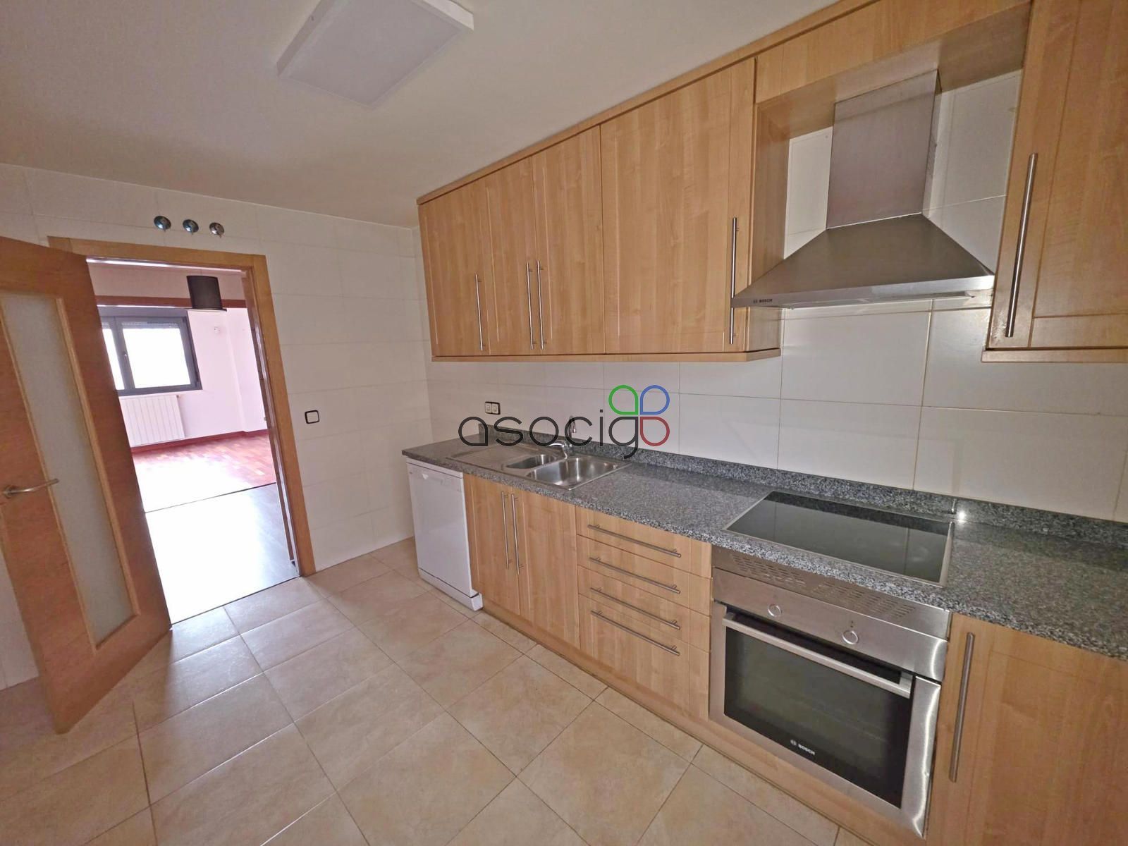 Cocina de Piso en venta en Yebes con Aire acondicionado, Calefacción y Terraza