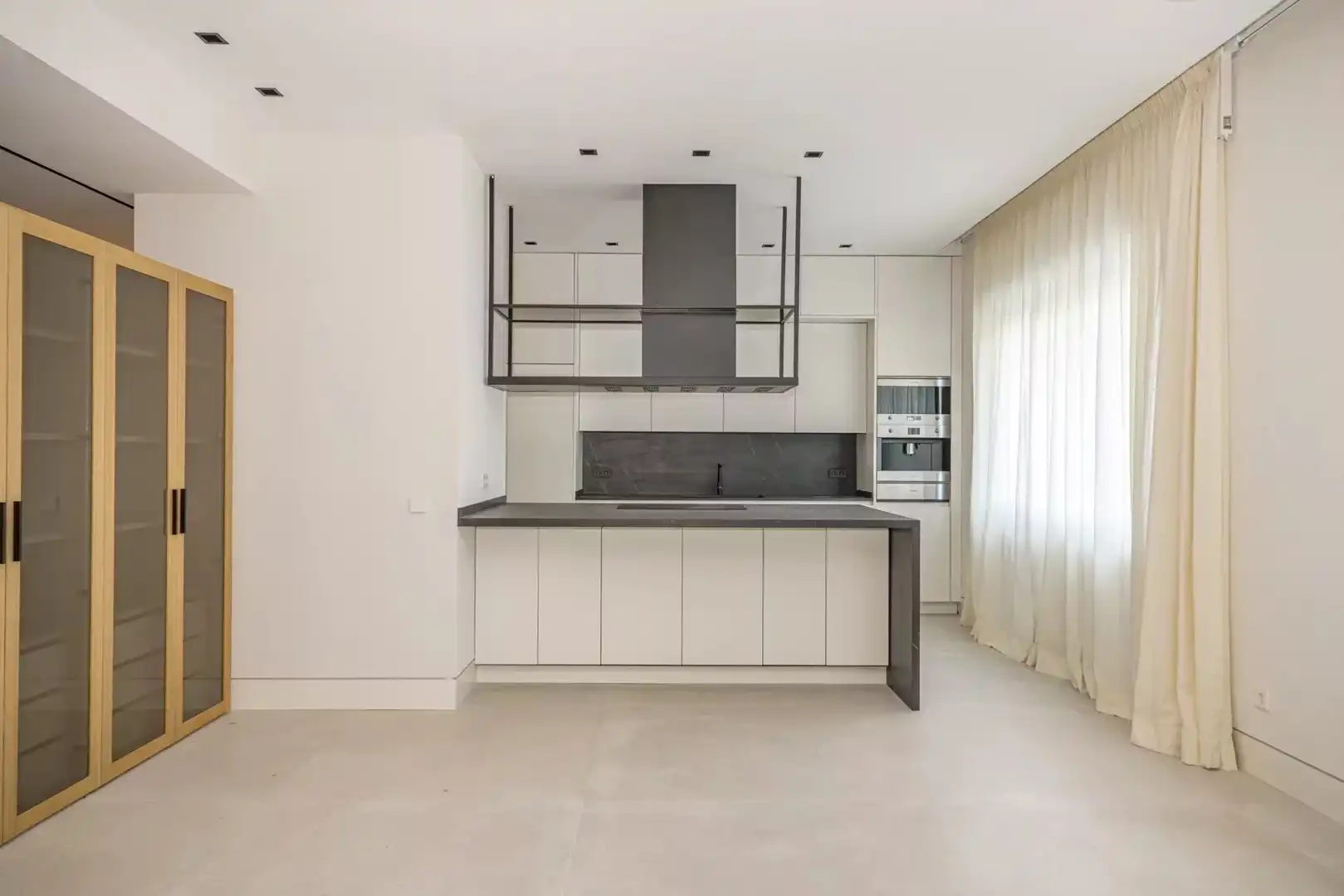 Küche von Wohnung zum Verkauf in Madrid mit Klimaanlage, Heizung und Abstellraum