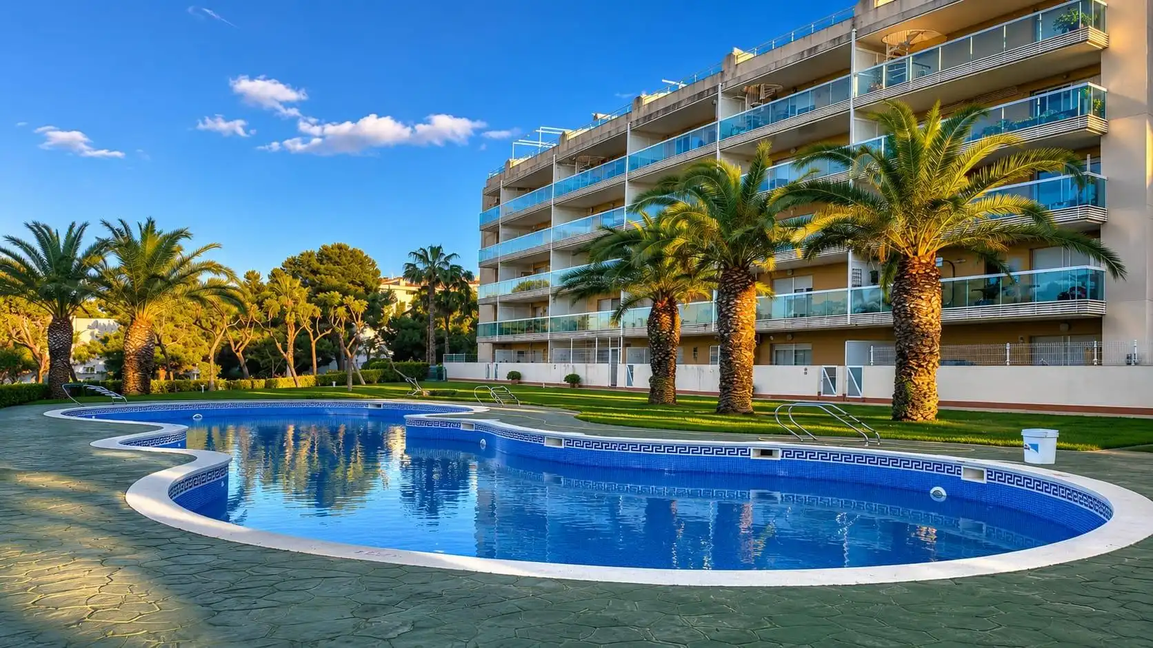 Piso con piscina en venta en FONOLL 1