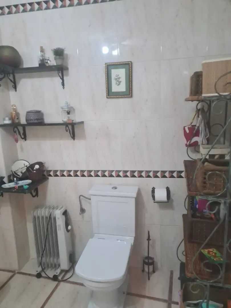 Bathroom of Houses for sale in Linares