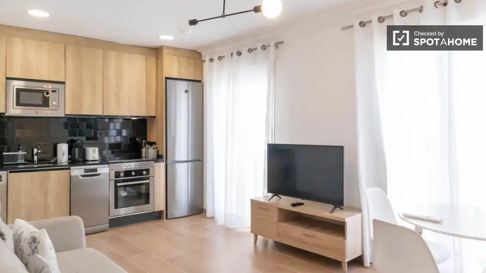 Cocina de Piso de alquiler en Madrid con Aire acondicionado, Calefacción y Amueblado