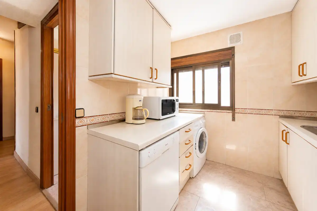 Küche von Wohnung zum Verkauf in San Sebastián de los Reyes mit Klimaanlage, Heizung und Terrasse