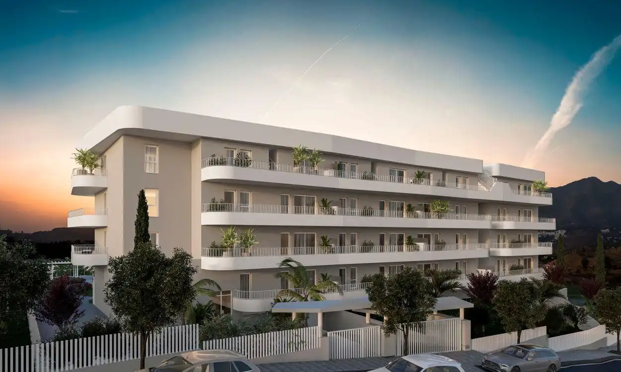 Vista exterior de Piso de alquiler en Fuengirola con Aire acondicionado, Terraza y Trastero
