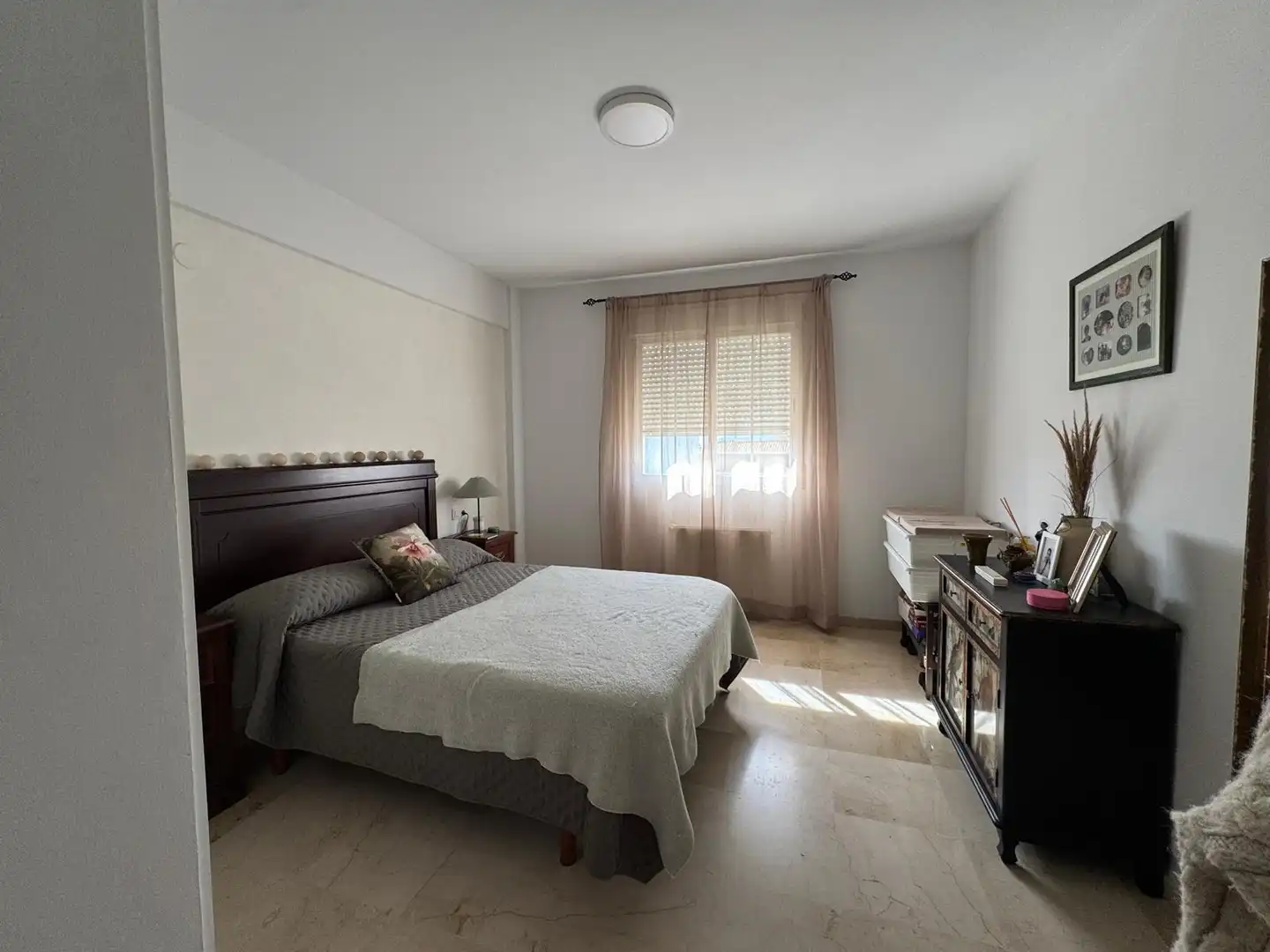Schlafzimmer von Einfamilien-Reihenhaus zur Miete in Granada mit Klimaanlage, Heizung und Privatgarten