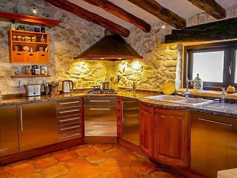 Cocina de Finca rústica en venta en Relleu con Aire acondicionado, Jardín privado y Terraza