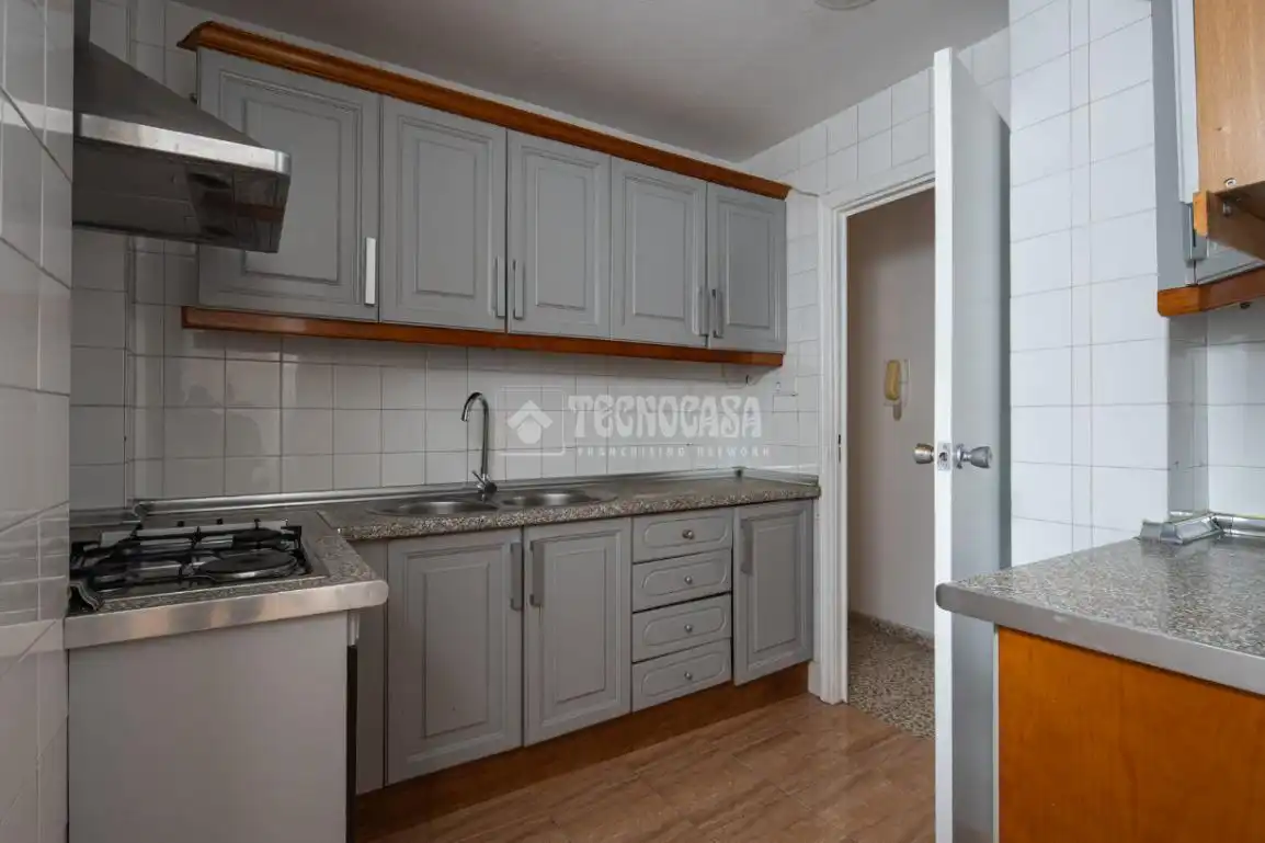 Piso con terraza en venta en Av. Don Bosco, imagen 9
