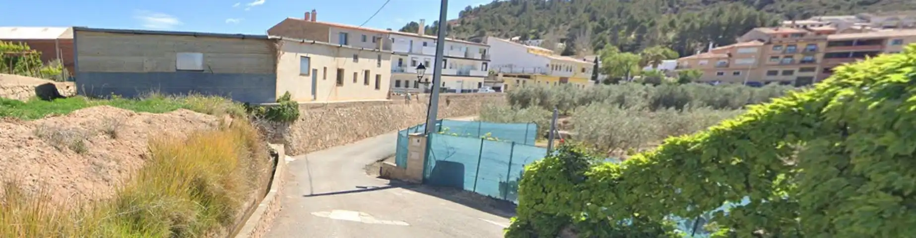 Vista exterior de Nave industrial en venta en Tuéjar