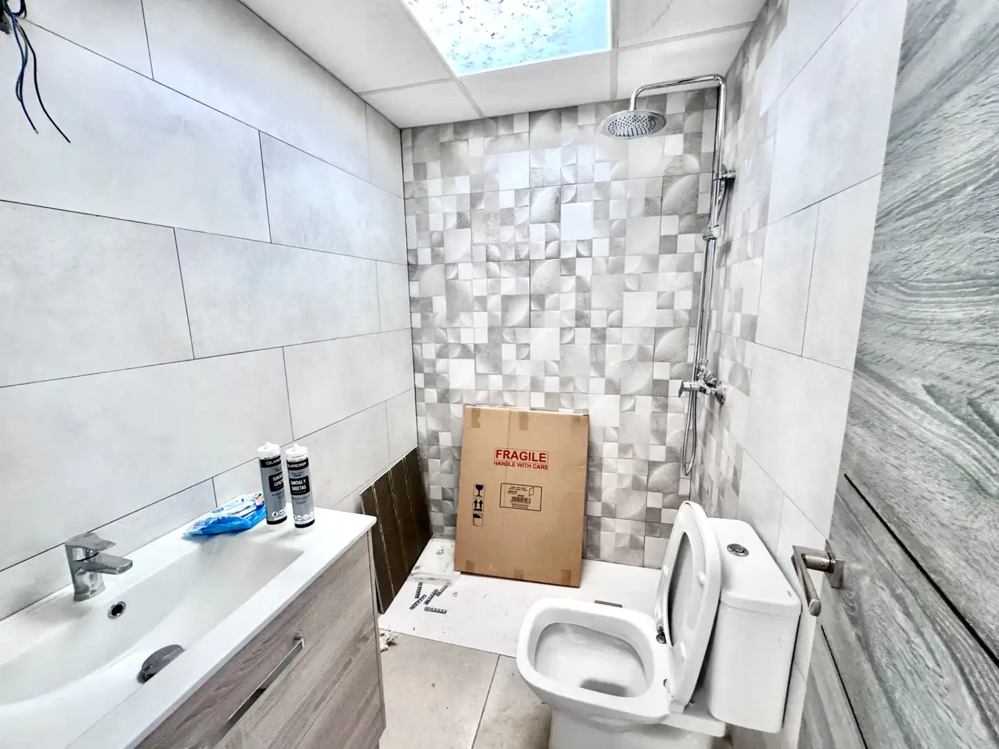 Bathroom of Houses for sale in Nevada  with Air Conditioner, Terrace and Furnished