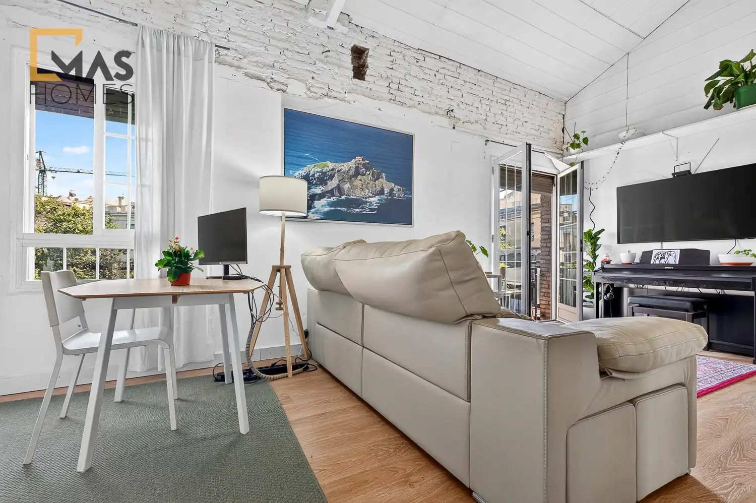 Living room of Attic for sale in Barcelona  with Furnished and Balcony