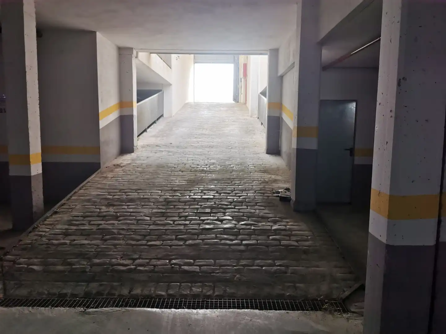 Parking of Garage for rent in La Carlota