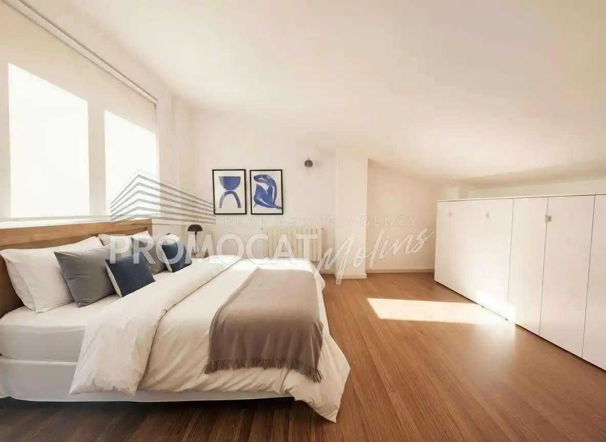 Habitación de Ático en venta en Molins de Rei con Aire acondicionado, Parquet y Terraza