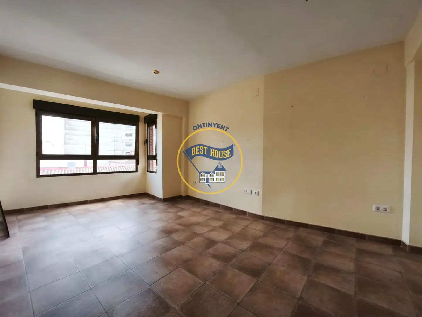 Piso en venta en L'Énova con Trastero