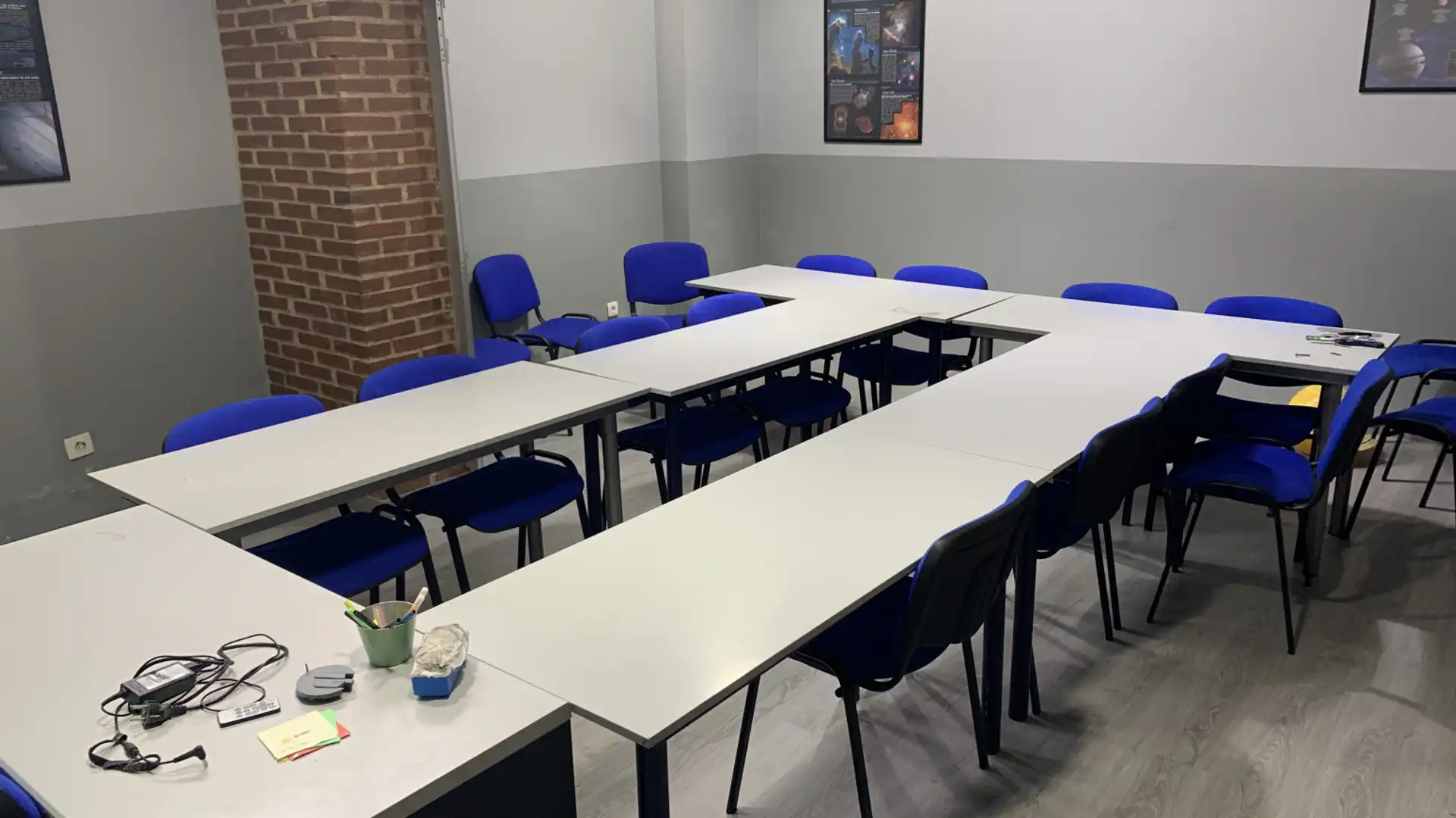 Premises for rent in Avilés - Calle Juan XXIII, Centro