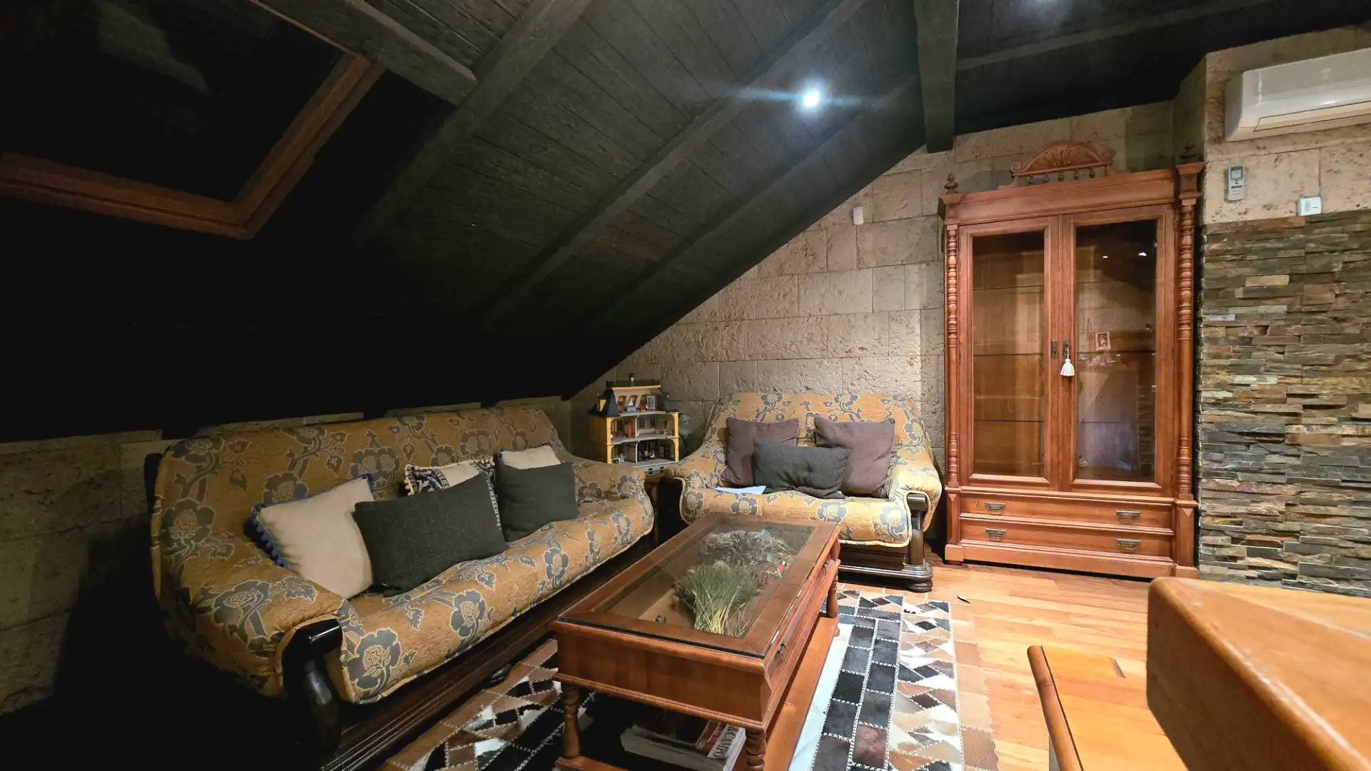 Casa adosada en venta en Alcalá de Henares con Aire acondicionado, Calefacción y Jardín privado