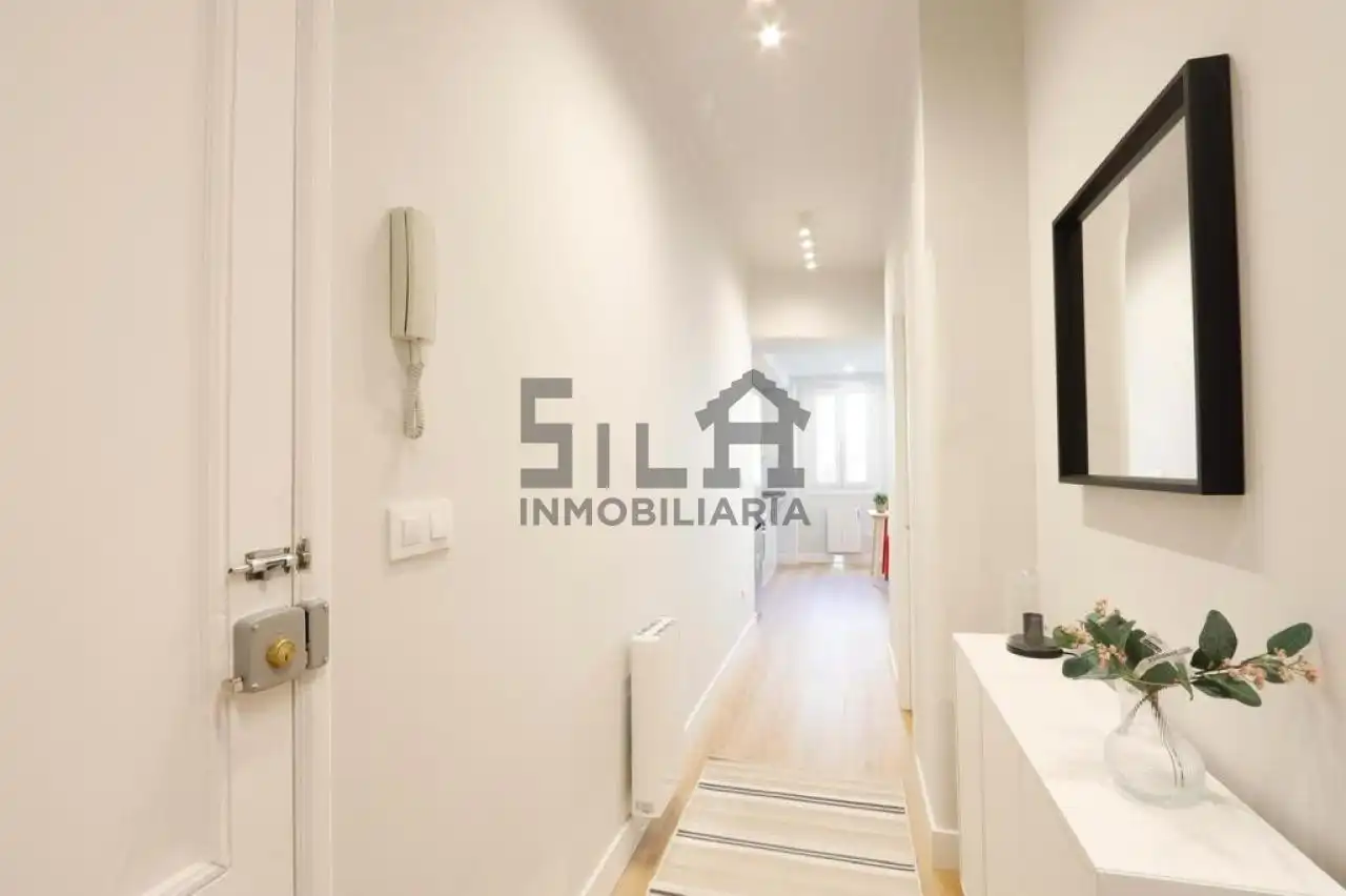 Piso para compartir en Ourense Capital  con Calefacción y Amueblado