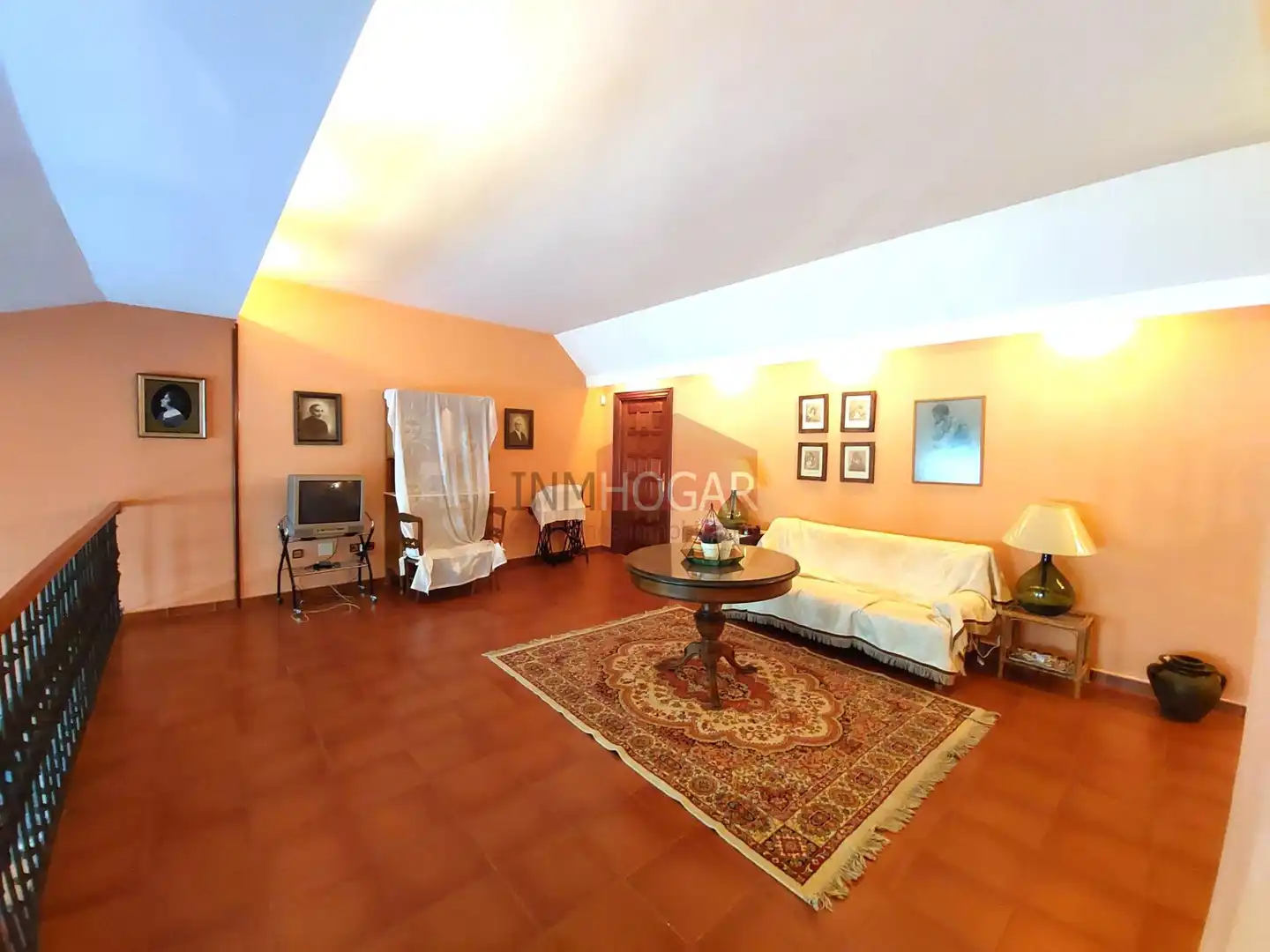 Houses for sale in Gutierre-Muñoz  with Heating, Private garden and Storage room