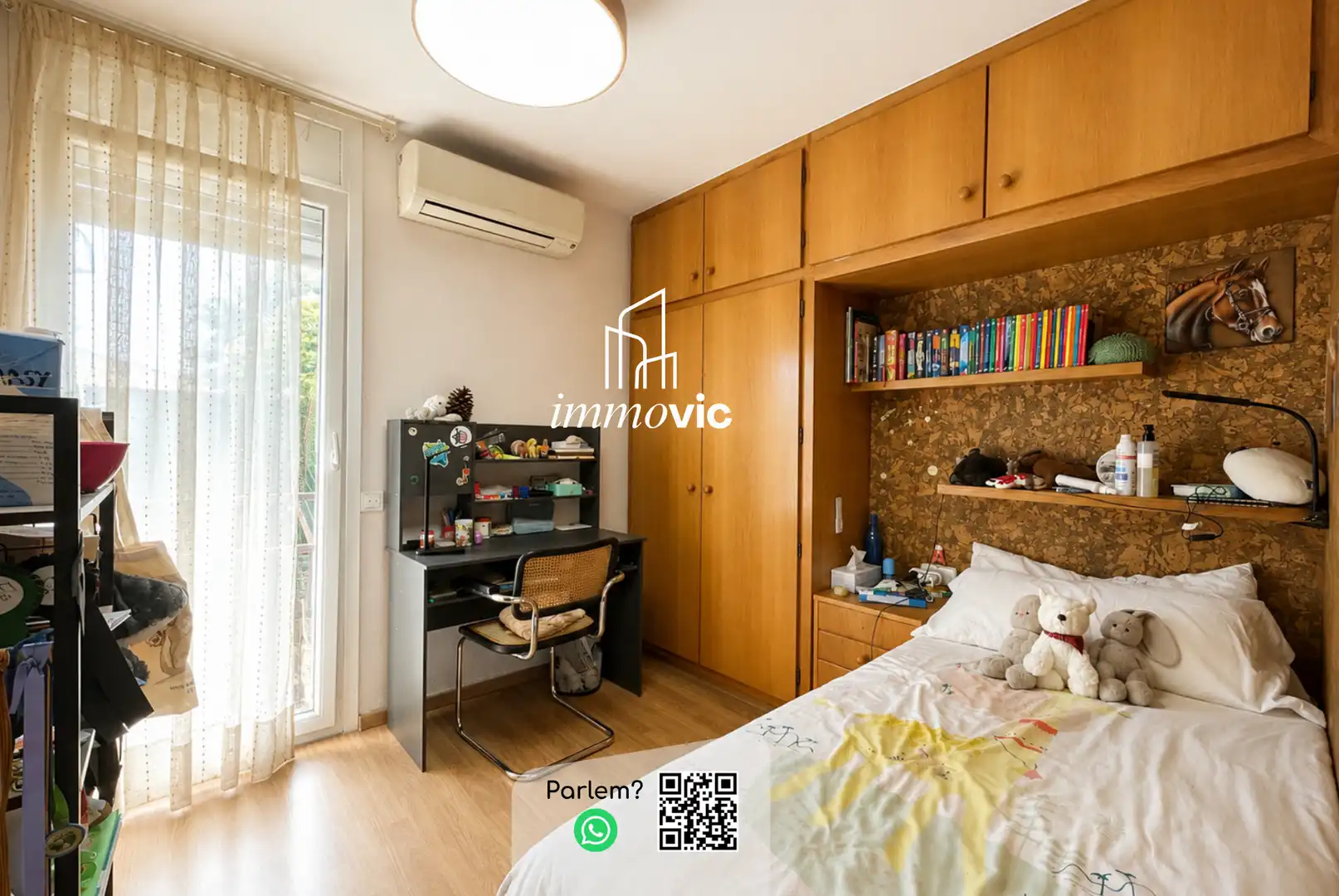 Bedroom of Detached homes for sale in Olot  with Heating, Private garden and Parquet flooring