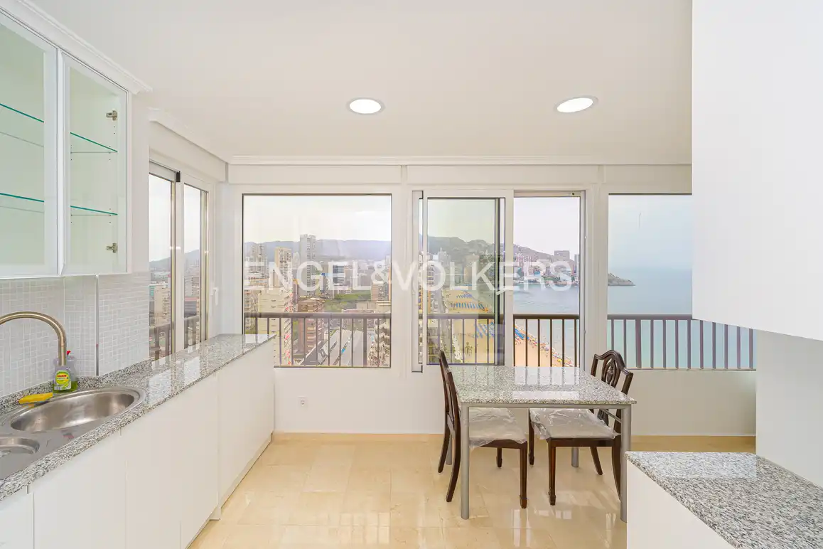 Terrasse von Dachboden zum Verkauf in Benidorm mit Klimaanlage und Terrasse