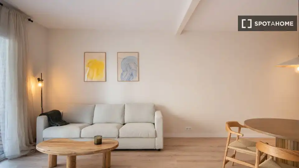 Flat with terrace to rent in Eixample, imagen 6