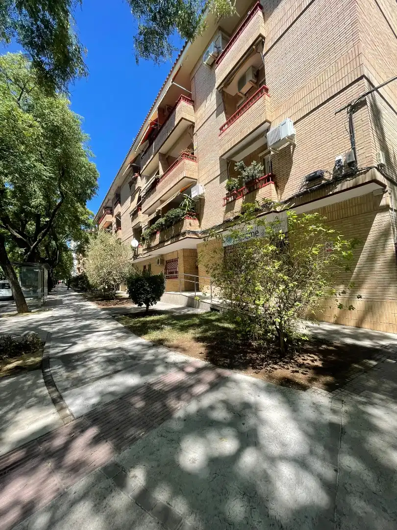 Piso con ascensor en venta en La Plata, imagen 3