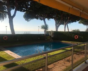 Piscina de Planta baixa en venda en Sant Vicenç de Montalt amb Calefacció, Parquet i Terrassa