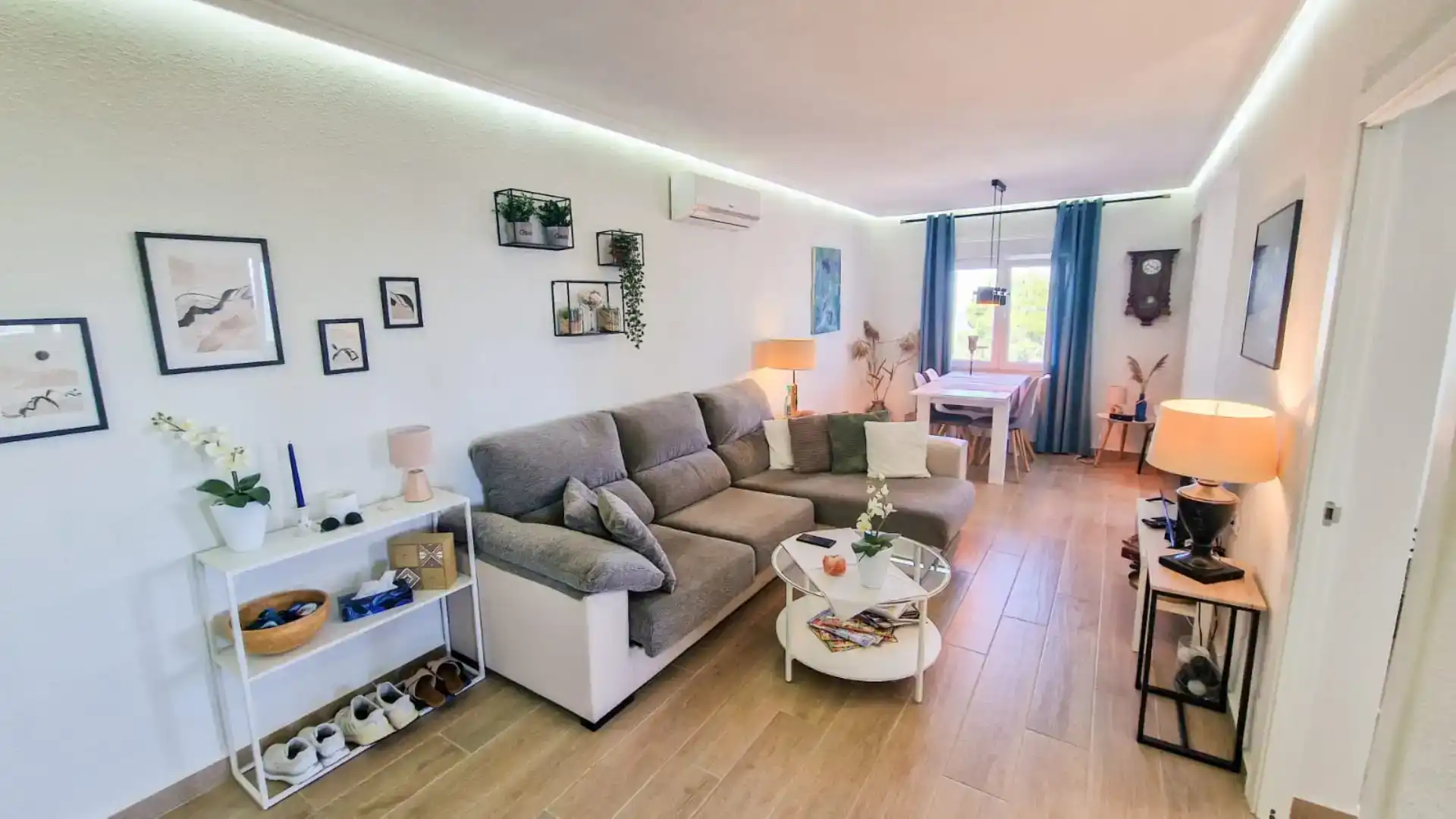 Sala d'estar de Pis en venda en Rojales amb Aire condicionat i Piscina comunitària