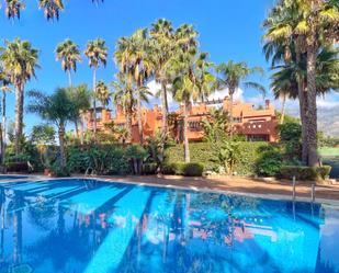 Exterior view of Single-family semi-detached for sale in Marbella  with Air Conditioner, Terrace and Swimming Pool