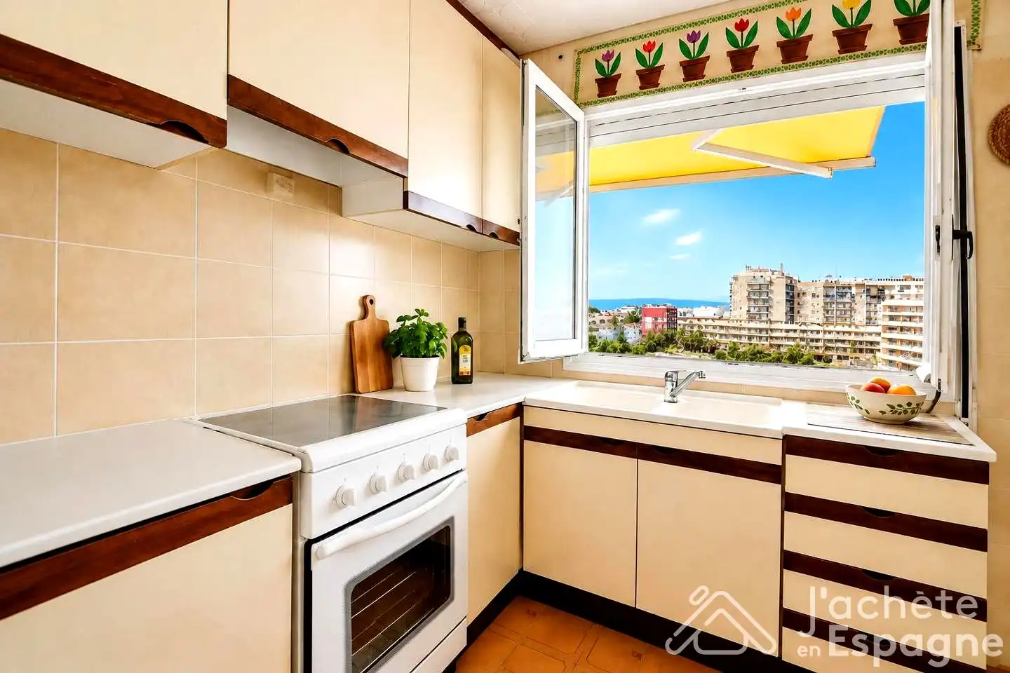 Cocina de Ático en venta en Vinaròs con Calefacción, Terraza y Amueblado