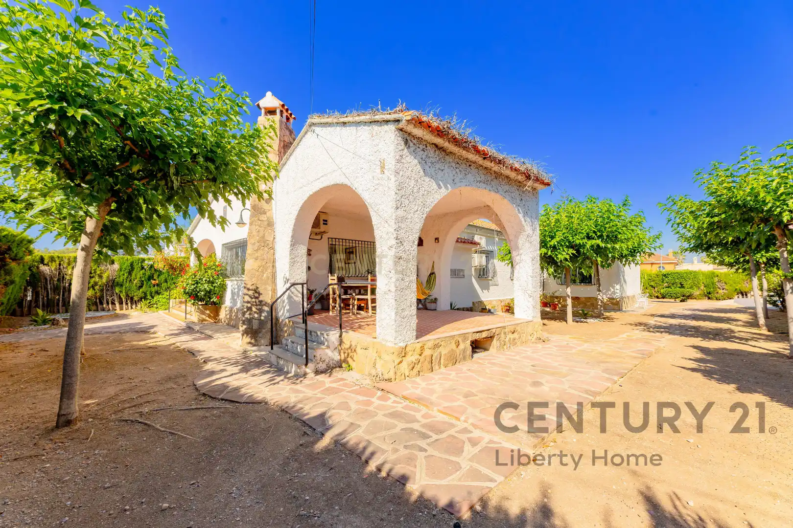 Vista exterior de Casa o xalet en venda en Náquera amb Aire condicionat, Jardí privat i Traster