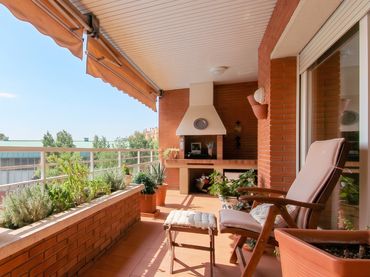 Wohnung mit Balkon zum Verkauf in Carrer de Lleida 14