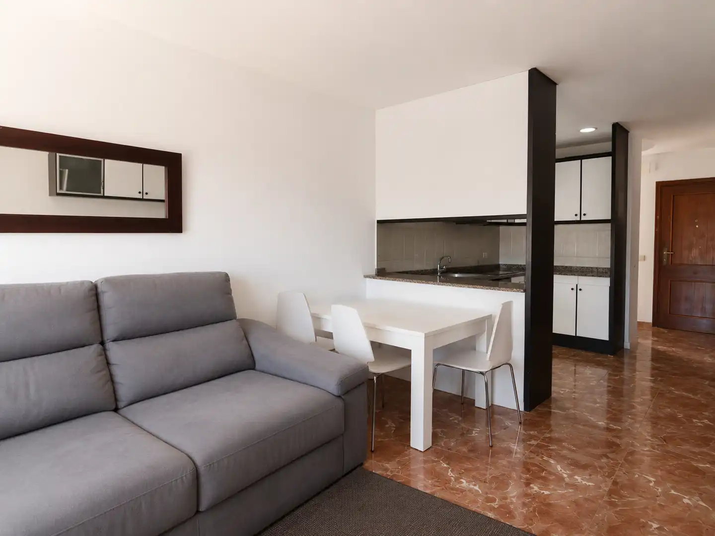 Sala d'estar de Dúplex en venda en Vilanova i la Geltrú amb Calefacció, Terrassa i Balcó