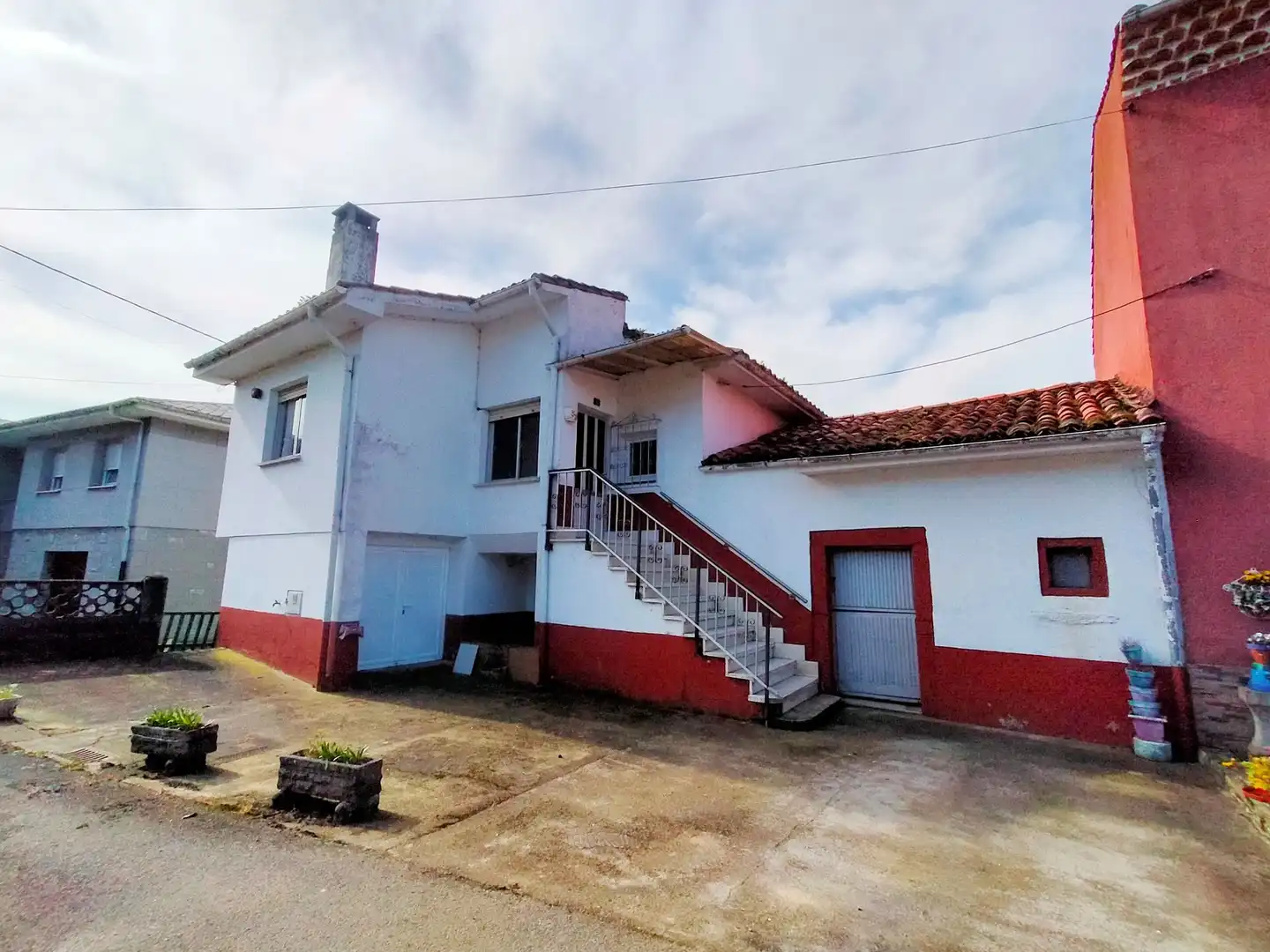 Vista exterior de Finca rústica en venta en Soto del Barco con Jardín privado, Terraza y Trastero