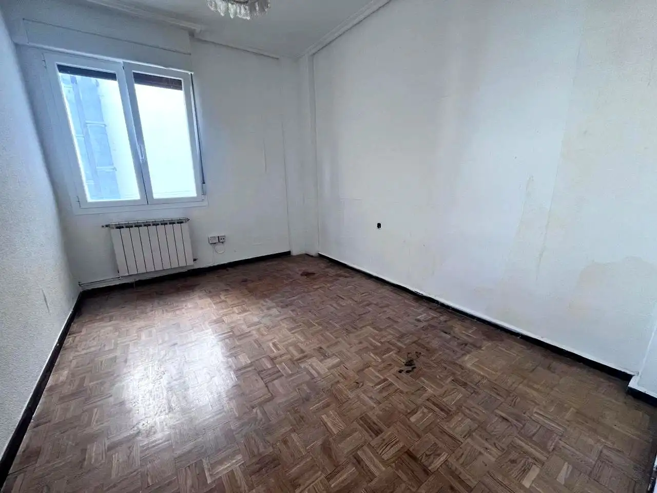 Piso en venta en Vitoria - Gasteiz con Calefacción y Trastero
