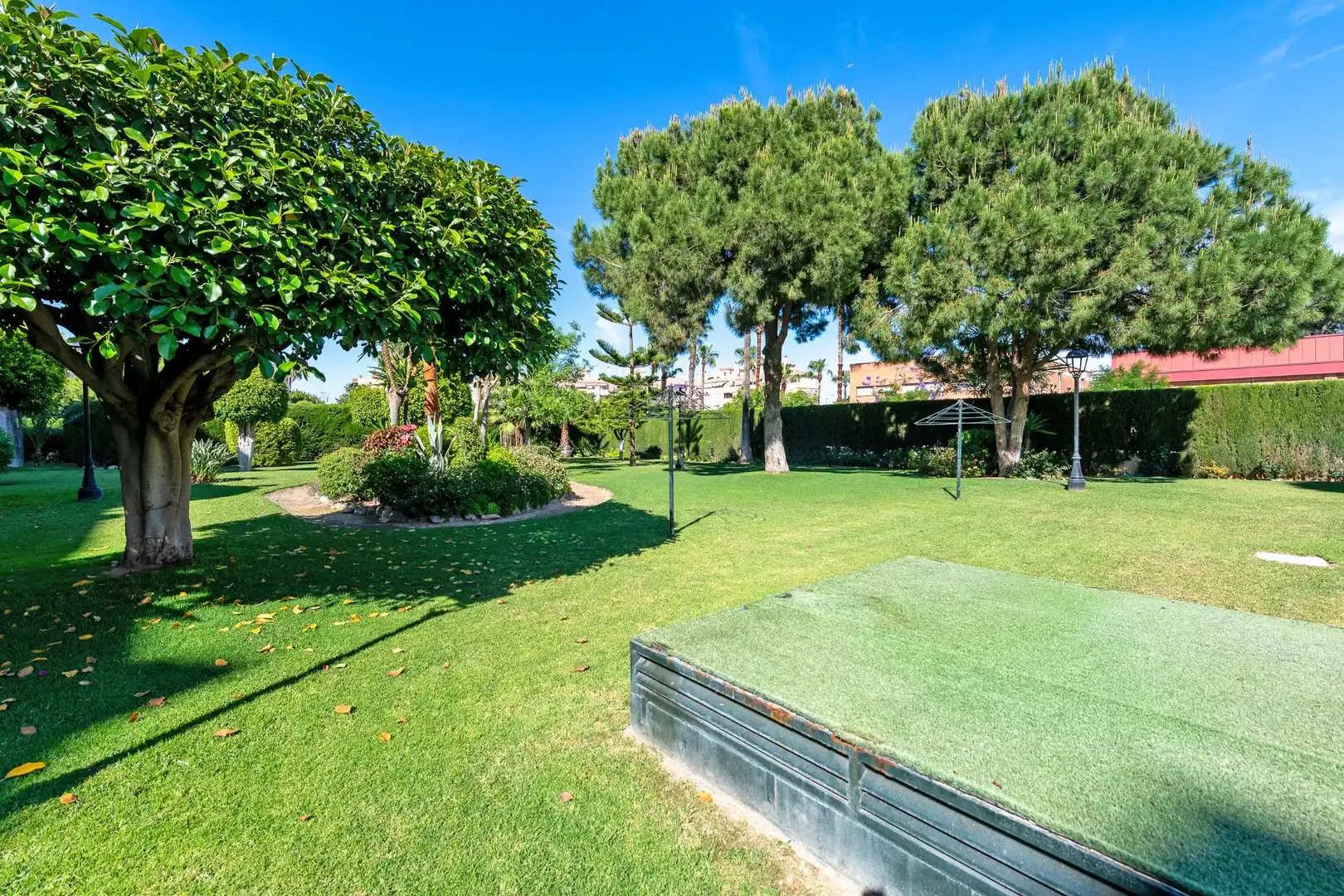 Jardín de Piso en venta en Málaga con Terraza, Trastero y Piscina comunitaria