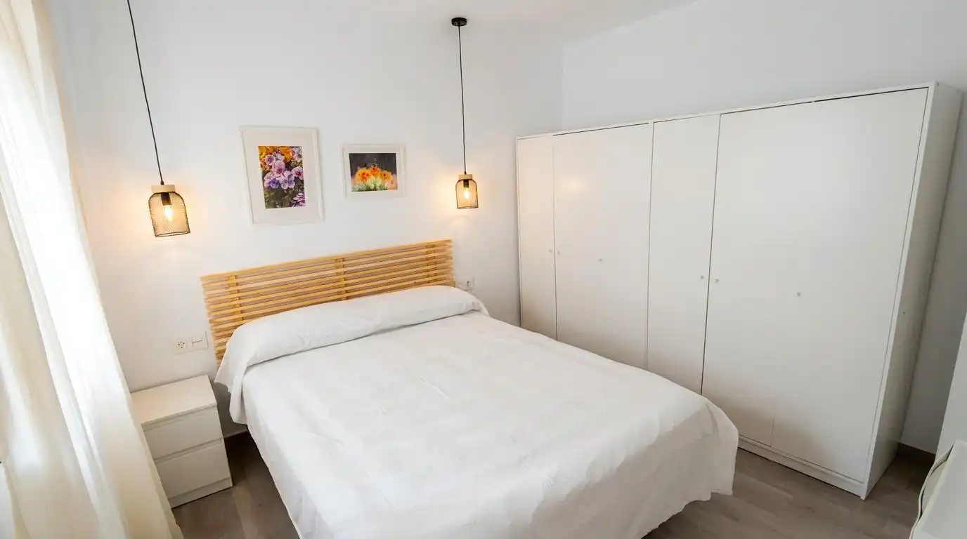Dormitori de Casa o xalet de lloguer en Granada amb Aire condicionat, Calefacció i Terrassa